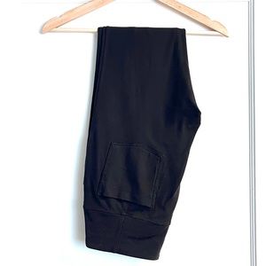 Athleta - large black leggings